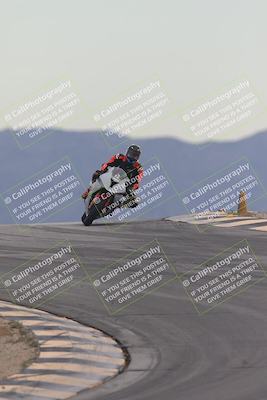 media/Sep-21-2025-Race Pace (Sun) [[98bf33ef95]]/Non Verified/1-Turns 9 and 10 (8am)/